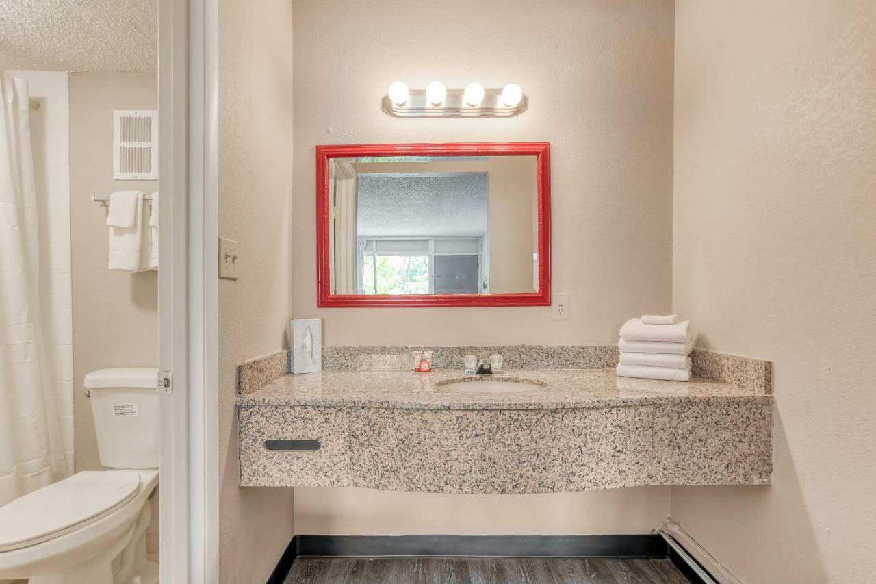 Bayside Inn Pinellas Park - Clearwater Luaran gambar